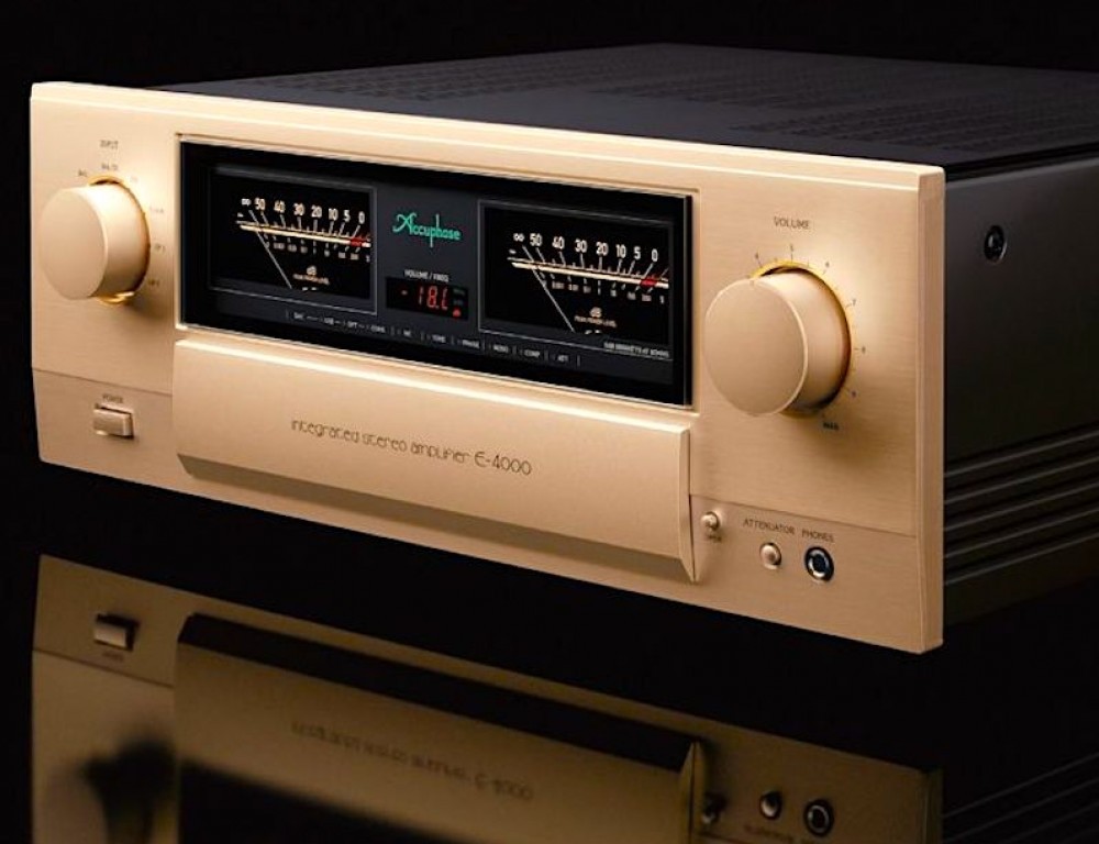 Accuphase E-4000
